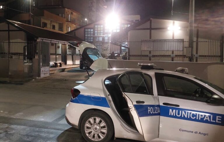 Danni e indignazione: vandali al centro scout di via Della Repubblica